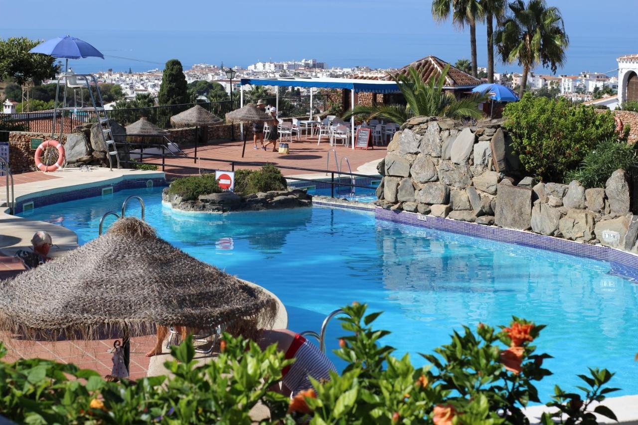 El Capistrano Village Spacious Home, Large Terrace Nerja Exteriör bild